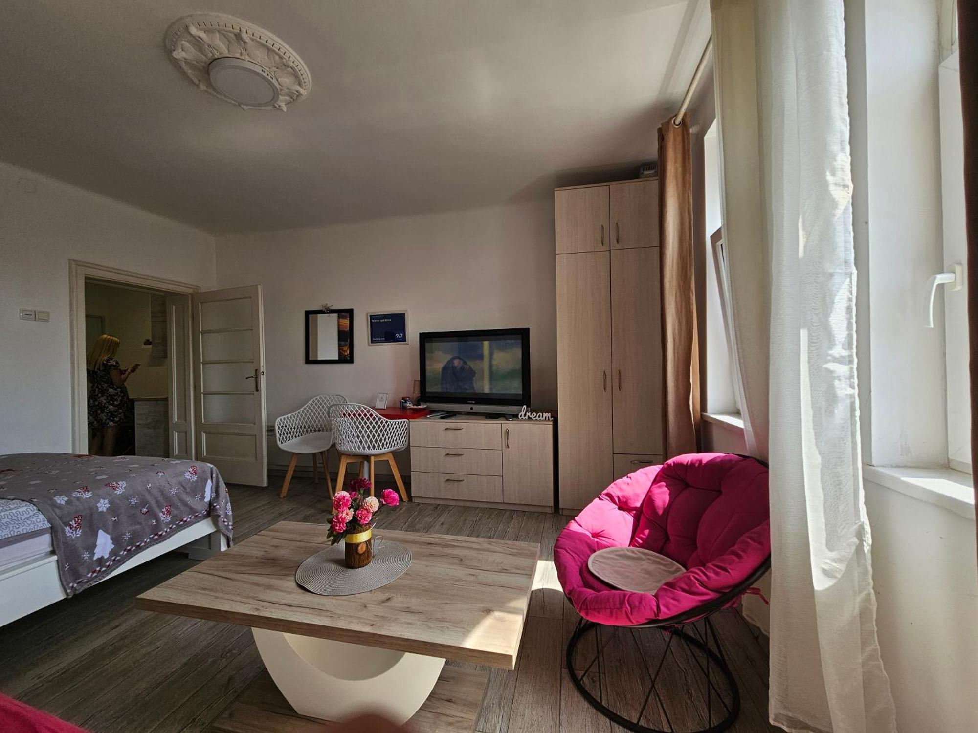 Matea Apartman Belgrad Exteriör bild